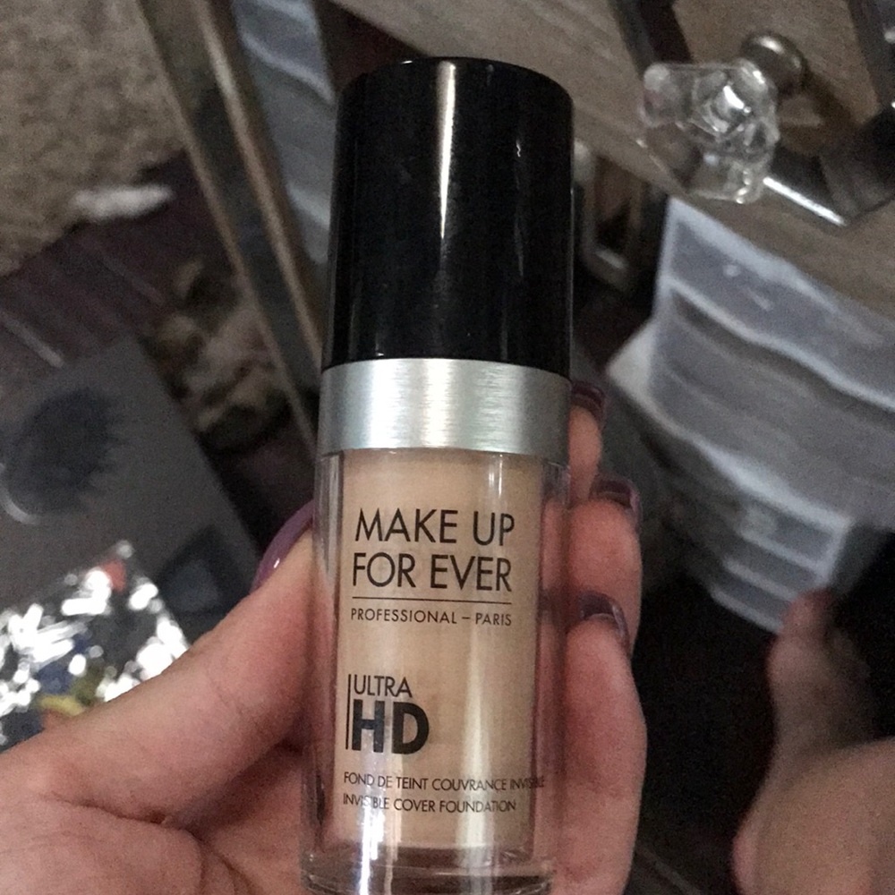 Make up forever. Ultra hd